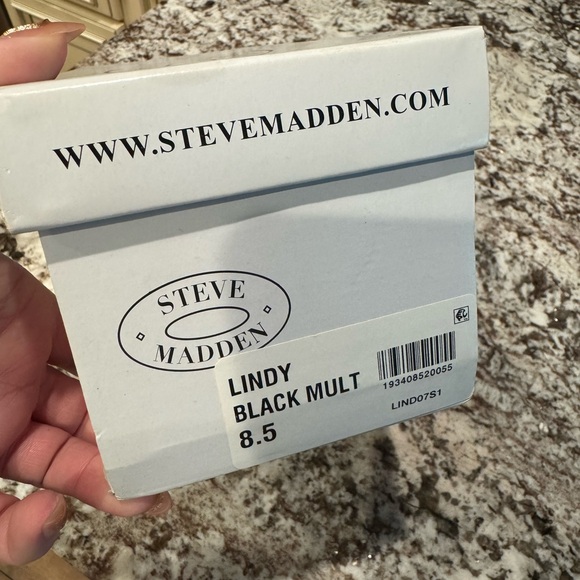 Steve Madden Lindy Sandals 🖤 - Picture 5 of 6